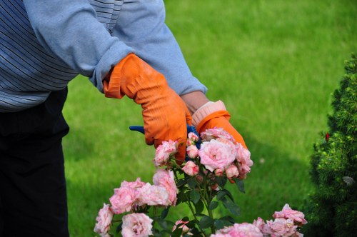 Final governing law and contract provisions for gardeners