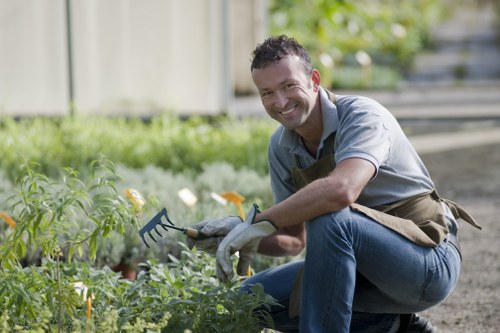 Screen-reader friendly Neasden gardening content